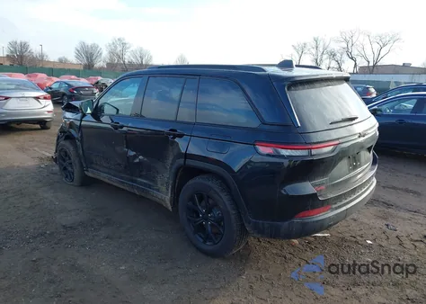 2025 Jeep Grand Cherokee Altitude 4X4 из США, поврежденный, VIN 1C4RJHAGXSC331801